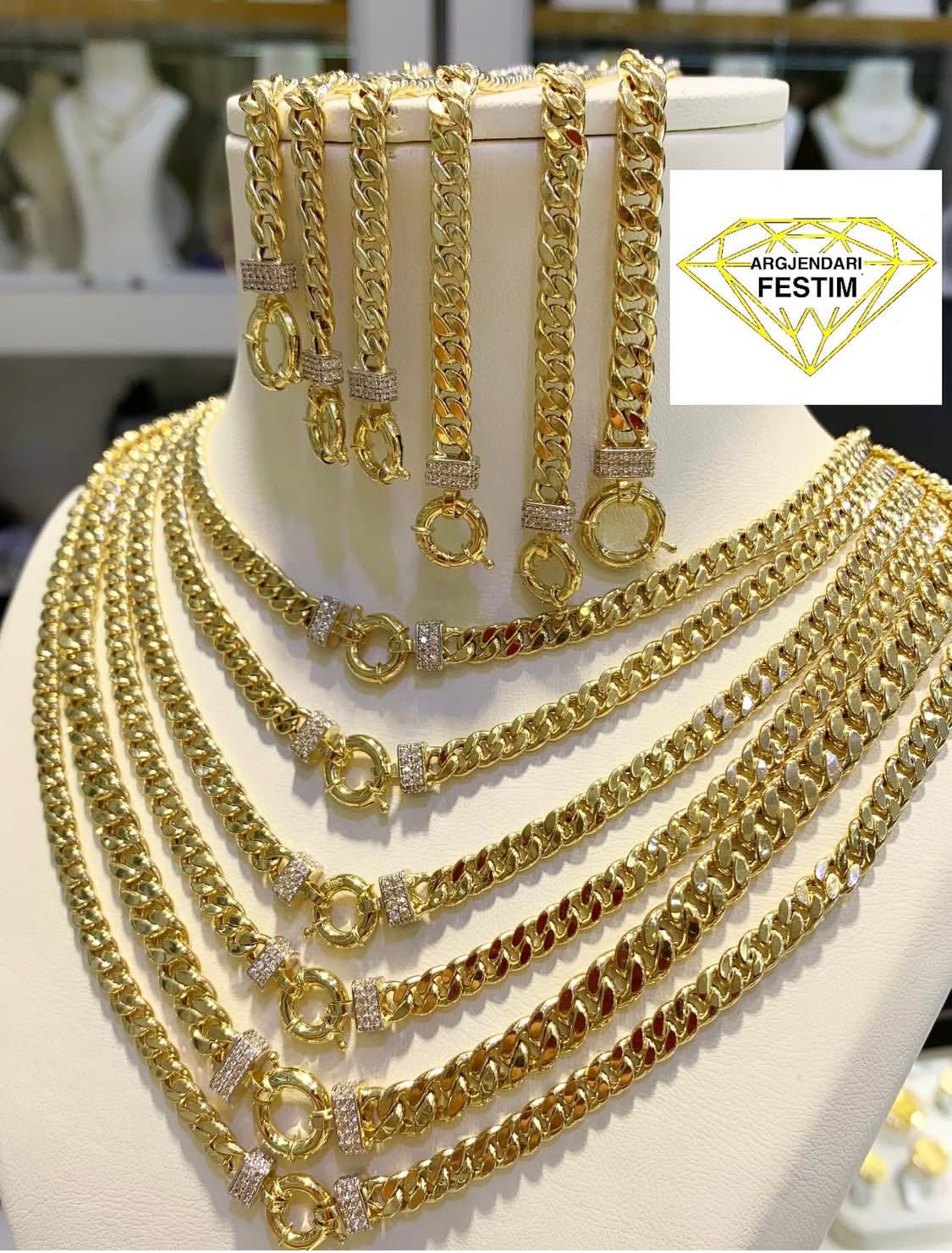 Showroom Bizhuteri Luksoze - Argjendari në Tiranë